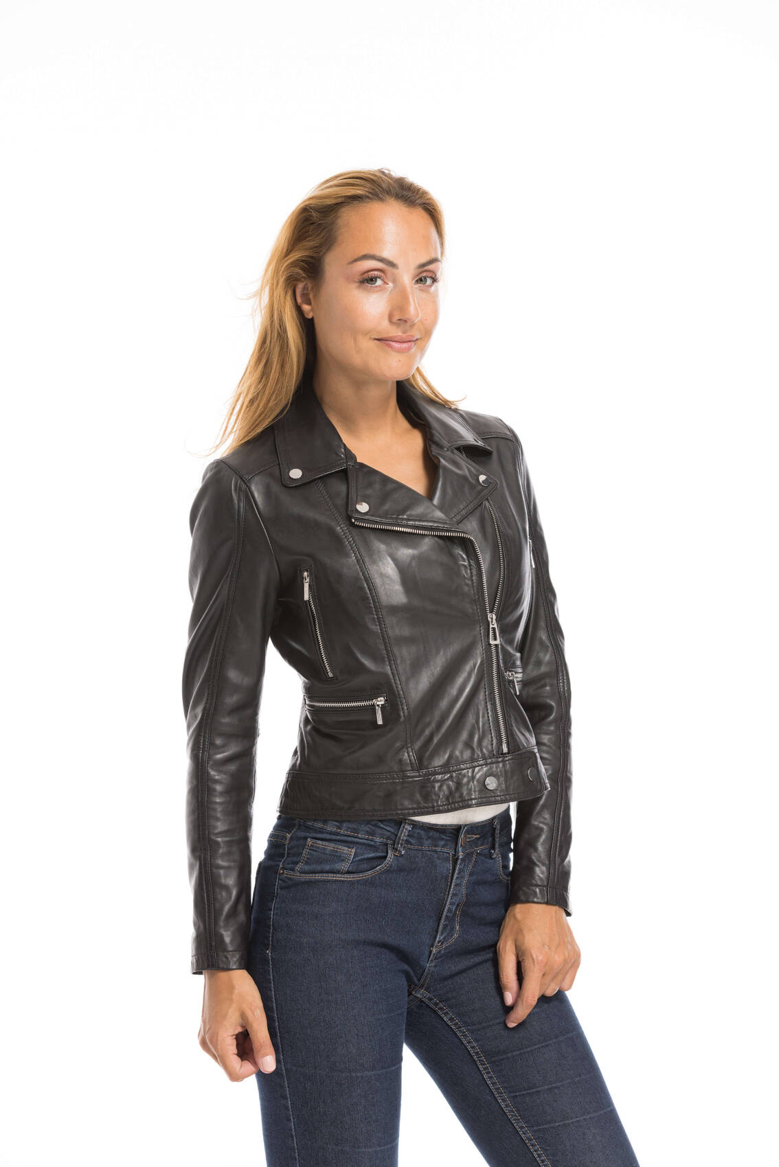 CG-23-FEMME-101156-NOIR-23374