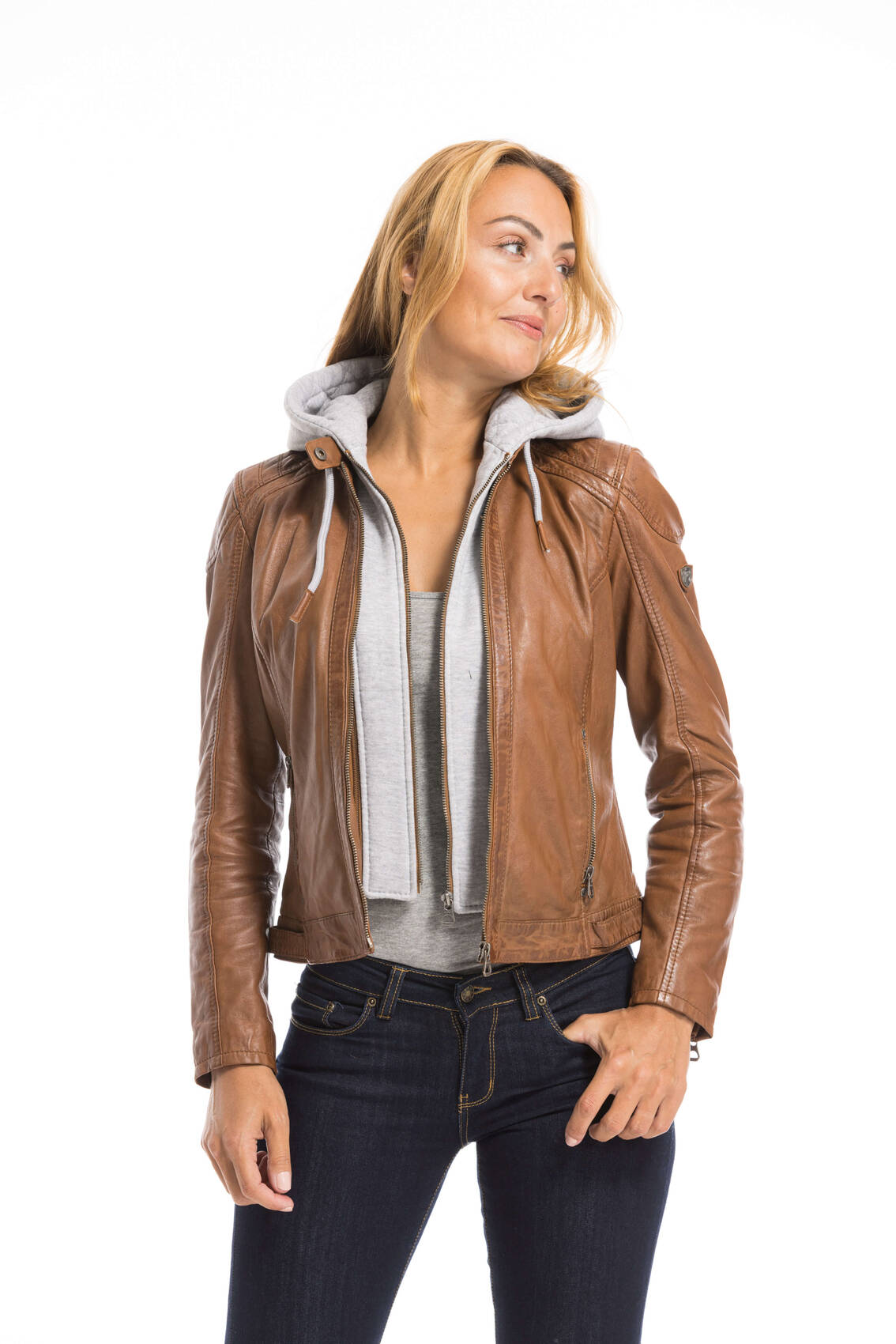 CG-23-FEMME-14566-COGNAC-21989