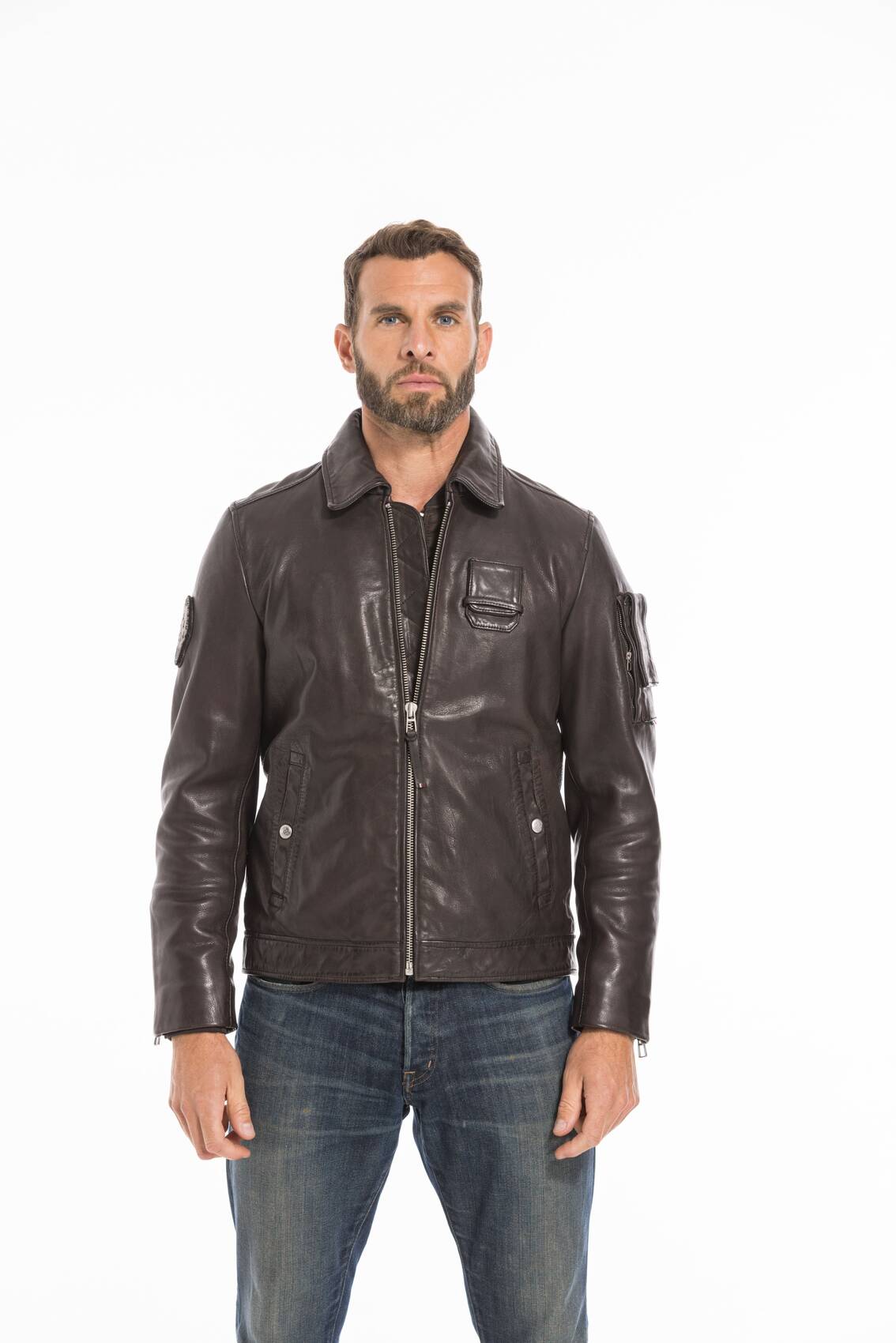 CG-23-HOMME-JAEGGER-MARRON-24858 1