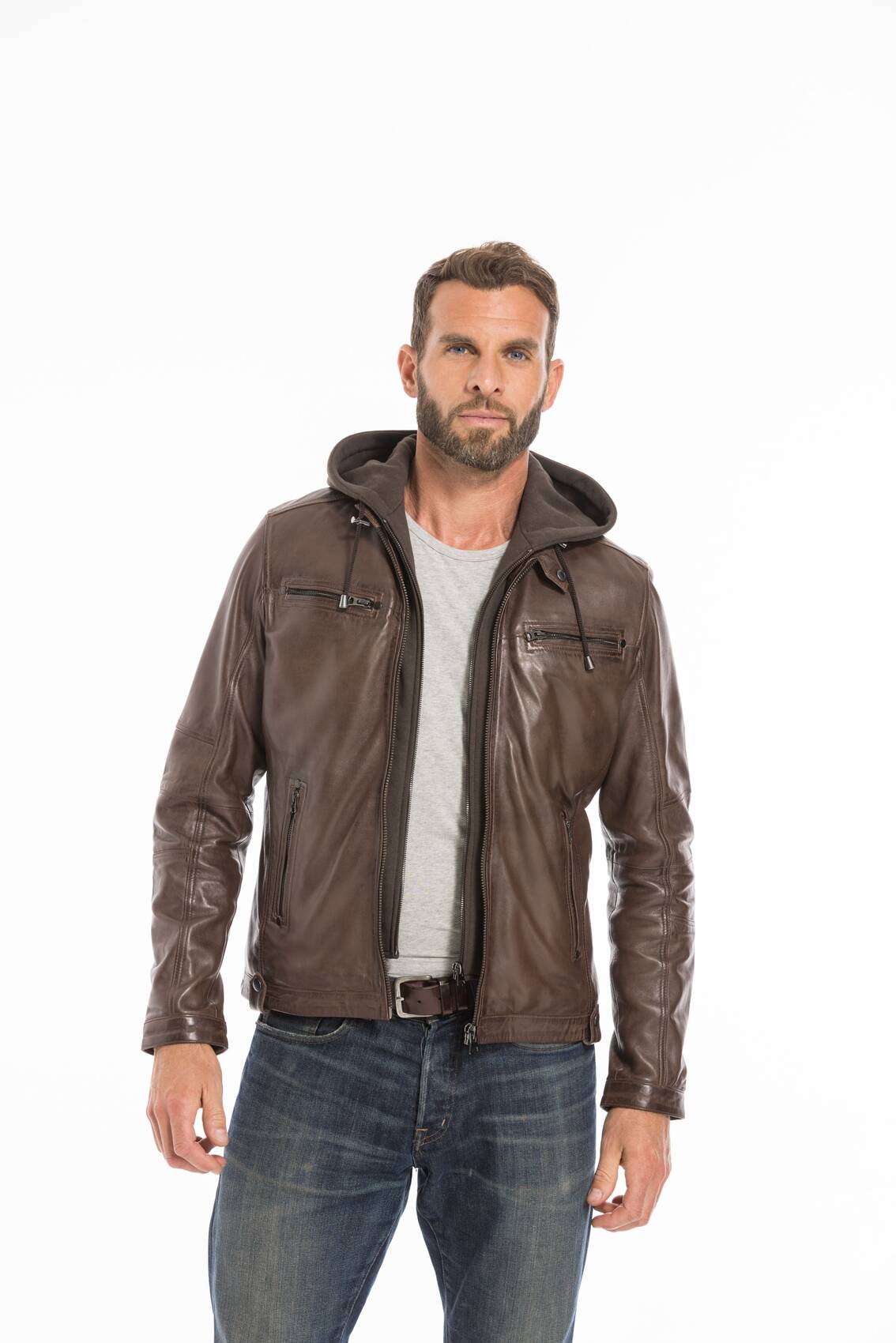 CG-23-HOMME-MARIO-MARRON-25596