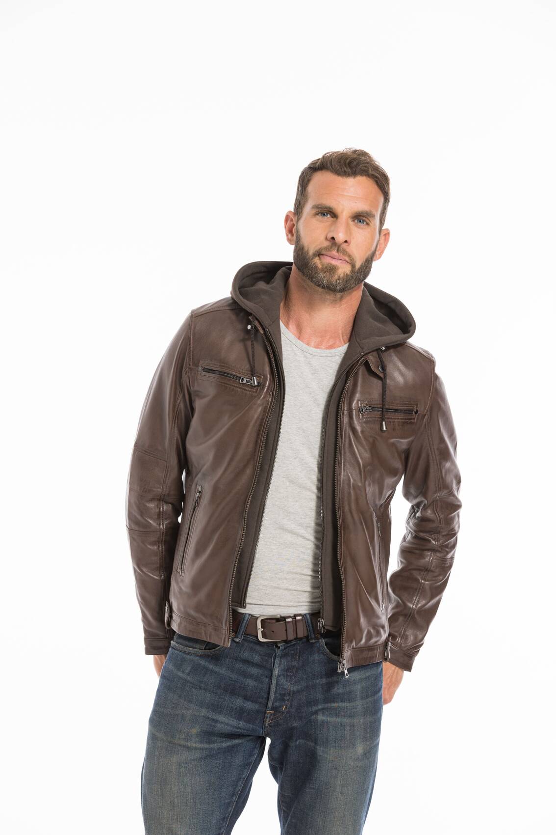 CG-23-HOMME-MARIO-MARRON-25600